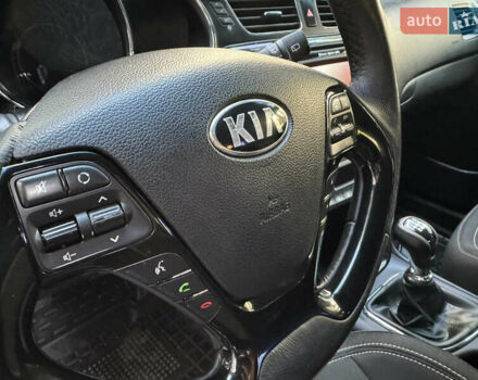 Чорний Кіа Сід, об'ємом двигуна 1.6 л та пробігом 178 тис. км за 8200 $, фото 41 на Automoto.ua