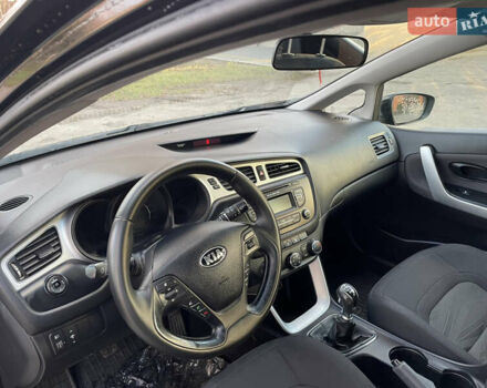 Черный Киа Сид, объемом двигателя 1.6 л и пробегом 241 тыс. км за 7950 $, фото 14 на Automoto.ua