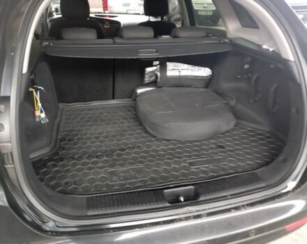 Чорний Кіа Сід, об'ємом двигуна 0 л та пробігом 135 тис. км за 8700 $, фото 7 на Automoto.ua