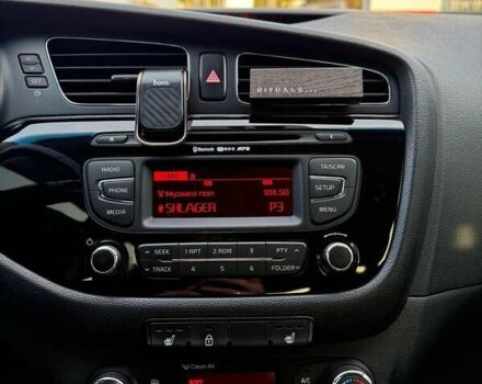 Кіа Сід 2013 у Запоріжжя на Automoto.ua Чорний Кіа Сід, об'ємом двигуна 1.6 л та пробігом 62 тис. км за 11000 $, фото 7 на Automoto.ua