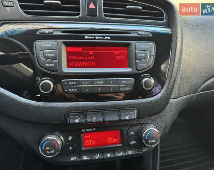 Чорний Кіа Сід, об'ємом двигуна 1.6 л та пробігом 178 тис. км за 8200 $, фото 52 на Automoto.ua