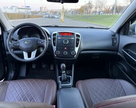 Кіа Сід 2015 у Кривому Розі на Automoto.ua Чорний Кіа Сід, об'ємом двигуна 1.6 л та пробігом 192 тис. км за 6800 $, фото 10 на Automoto.ua