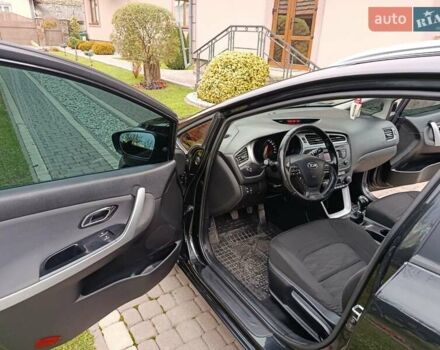 Кіа Сід 2015 у Коломые на Automoto.ua Чорний Кіа Сід, об'ємом двигуна 1.58 л та пробігом 145 тис. км за 9450 $, фото 10 на Automoto.ua