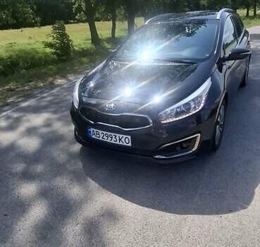 Черный Киа Сид, объемом двигателя 1.58 л и пробегом 202 тыс. км за 10200 $, фото 9 на Automoto.ua