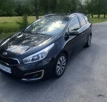 Черный Киа Сид, объемом двигателя 1.58 л и пробегом 202 тыс. км за 10200 $, фото 2 на Automoto.ua