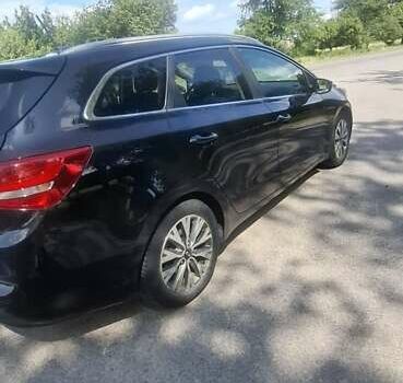 Черный Киа Сид, объемом двигателя 1.58 л и пробегом 202 тыс. км за 10200 $, фото 6 на Automoto.ua