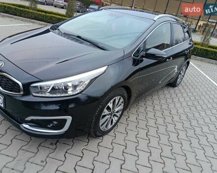 Черный Киа Сид, объемом двигателя 1.58 л и пробегом 207 тыс. км за 11900 $, фото 4 на Automoto.ua