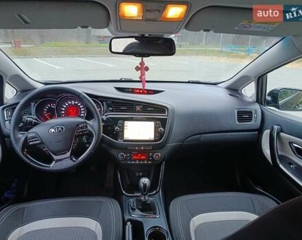 Черный Киа Сид, объемом двигателя 1.58 л и пробегом 207 тыс. км за 11900 $, фото 32 на Automoto.ua