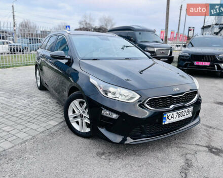 Чорний Кіа Сід, об'ємом двигуна 1.59 л та пробігом 71 тис. км за 15999 $, фото 4 на Automoto.ua