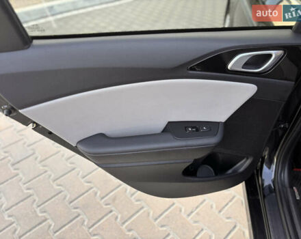 Чорний Кіа Сід, об'ємом двигуна 1.59 л та пробігом 71 тис. км за 15999 $, фото 18 на Automoto.ua