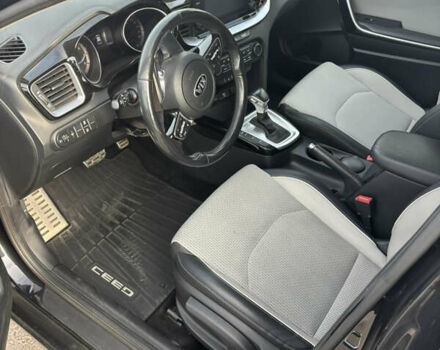 Черный Киа Сид, объемом двигателя 1.59 л и пробегом 71 тыс. км за 18400 $, фото 6 на Automoto.ua