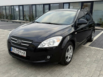 Черный Киа Сид, объемом двигателя 1.4 л и пробегом 295 тыс. км за 4850 $, фото 1 на Automoto.ua