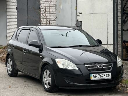 Черный Киа Сид, объемом двигателя 1.4 л и пробегом 227 тыс. км за 6500 $, фото 1 на Automoto.ua