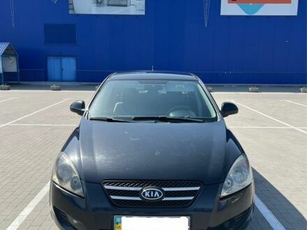 Черный Киа Сид, объемом двигателя 1.4 л и пробегом 260 тыс. км за 4200 $, фото 1 на Automoto.ua