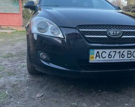 Черный Киа Сид, объемом двигателя 1.6 л и пробегом 312 тыс. км за 3800 $, фото 1 на Automoto.ua