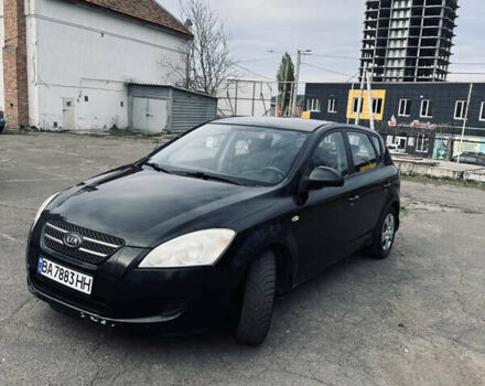 Черный Киа Сид, объемом двигателя 1.4 л и пробегом 217 тыс. км за 4500 $, фото 1 на Automoto.ua