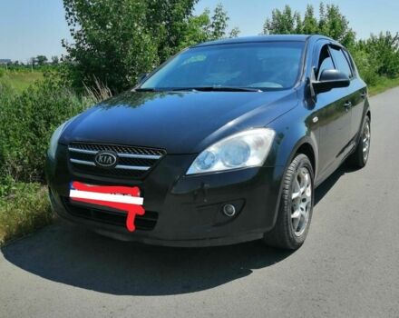 Черный Киа Сид, объемом двигателя 5 л и пробегом 252 тыс. км за 5246 $, фото 1 на Automoto.ua
