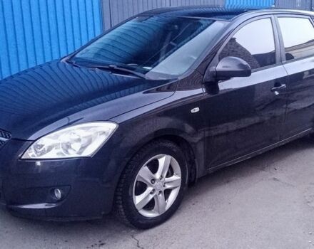 Чорний Кіа Сід, об'ємом двигуна 1.59 л та пробігом 283 тис. км за 3997 $, фото 1 на Automoto.ua