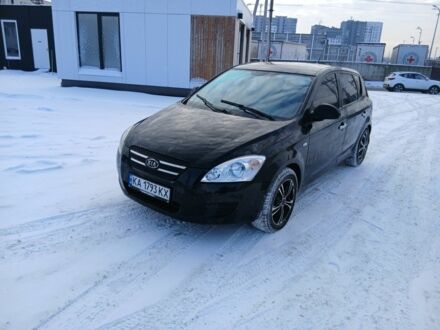 Черный Киа Сид, объемом двигателя 1.4 л и пробегом 250 тыс. км за 3999 $, фото 1 на Automoto.ua