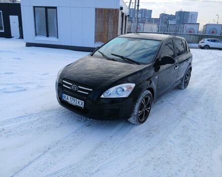 Черный Киа Сид, объемом двигателя 1.4 л и пробегом 250 тыс. км за 3999 $, фото 1 на Automoto.ua