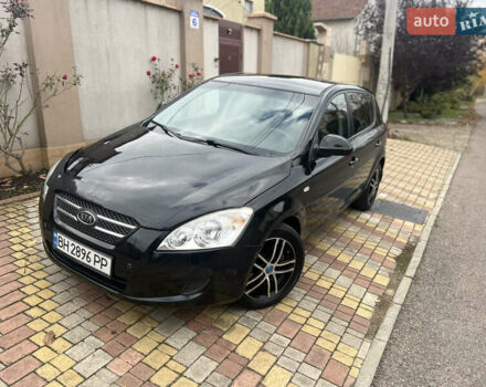 Черный Киа Сид, объемом двигателя 1.6 л и пробегом 203 тыс. км за 5900 $, фото 1 на Automoto.ua