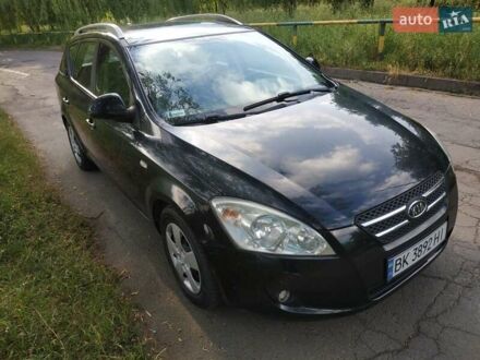 Киа Сид 2008 в Ровно на Automoto.ua Черный Киа Сид, объемом двигателя 1.4 л и пробегом 211 тыс. км за 5300 $, фото 1 на Automoto.ua