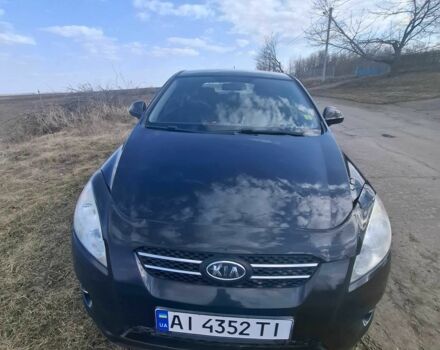 Черный Киа Сид, объемом двигателя 1.6 л и пробегом 374 тыс. км за 4400 $, фото 1 на Automoto.ua