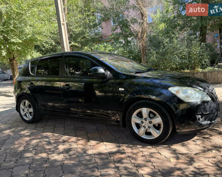 Чорний Кіа Сід, об'ємом двигуна 1.98 л та пробігом 201 тис. км за 7300 $, фото 1 на Automoto.ua