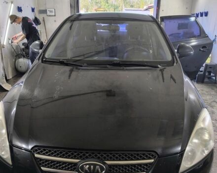 Черный Киа Сид, объемом двигателя 1.6 л и пробегом 250 тыс. км за 5009 $, фото 1 на Automoto.ua
