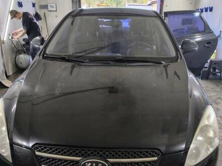 Киа Сид 2008 в Киеве на Automoto.ua Черный Киа Сид, объемом двигателя 1.59 л и пробегом 250 тыс. км за 4750 $, фото 1 на Automoto.ua