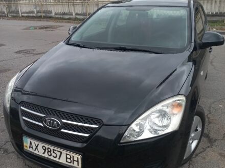 Черный Киа Сид, объемом двигателя 1.6 л и пробегом 231 тыс. км за 5200 $, фото 1 на Automoto.ua