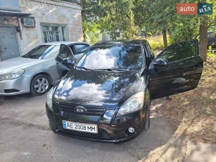Черный Киа Сид, объемом двигателя 1.4 л и пробегом 220 тыс. км за 4900 $, фото 1 на Automoto.ua