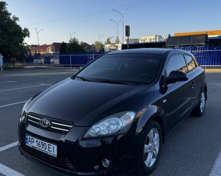 Черный Киа Сид, объемом двигателя 1.4 л и пробегом 208 тыс. км за 5000 $, фото 1 на Automoto.ua