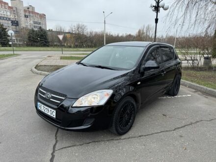 Чорний Кіа Сід, об'ємом двигуна 1.4 л та пробігом 169 тис. км за 4900 $, фото 1 на Automoto.ua