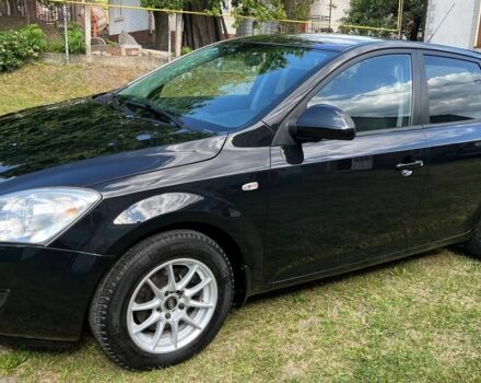 Черный Киа Сид, объемом двигателя 0 л и пробегом 217 тыс. км за 5350 $, фото 1 на Automoto.ua
