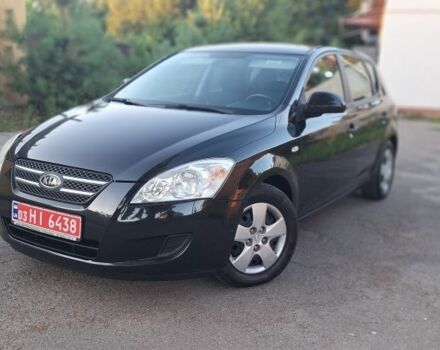 Чорний Кіа Сід, об'ємом двигуна 4 л та пробігом 170 тис. км за 5650 $, фото 1 на Automoto.ua