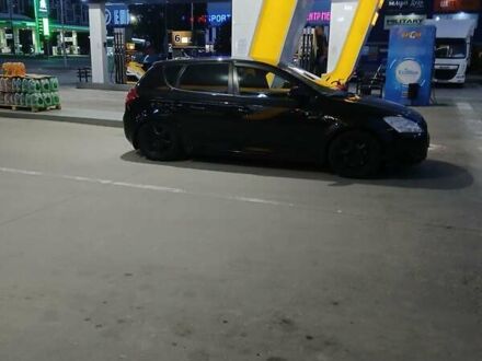 Кіа Сід 2008 у Ужгороді на Automoto.ua Чорний Кіа Сід, об'ємом двигуна 1.6 л та пробігом 340 тис. км за 4600 $, фото 1 на Automoto.ua