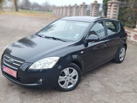 Черный Киа Сид, объемом двигателя 1.6 л и пробегом 220 тыс. км за 5850 $, фото 1 на Automoto.ua