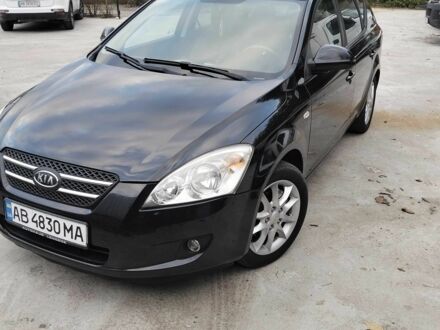 Черный Киа Сид, объемом двигателя 1.4 л и пробегом 204 тыс. км за 5222 $, фото 1 на Automoto.ua