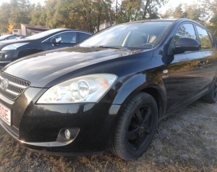 Чорний Кіа Сід, об'ємом двигуна 1.6 л та пробігом 185 тис. км за 3016 $, фото 1 на Automoto.ua