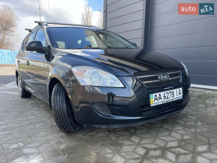 Кіа Сід 2008 у Києві на Automoto.ua Чорний Кіа Сід, об'ємом двигуна 1.59 л та пробігом 180 тис. км за 6700 $, фото 1 на Automoto.ua