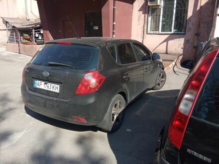 Киа Сид 2008 в Запорожье на Automoto.ua Черный Киа Сид, объемом двигателя 1.6 л и пробегом 274 тыс. км за 4000 $, фото 1 на Automoto.ua