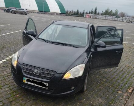 Чорний Кіа Сід, об'ємом двигуна 0 л та пробігом 220 тис. км за 4600 $, фото 1 на Automoto.ua