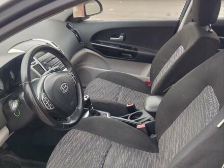 Чорний Кіа Сід, об'ємом двигуна 1.58 л та пробігом 200 тис. км за 4940 $, фото 1 на Automoto.ua