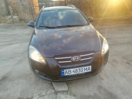 Черный Киа Сид, объемом двигателя 1.4 л и пробегом 212 тыс. км за 5300 $, фото 1 на Automoto.ua