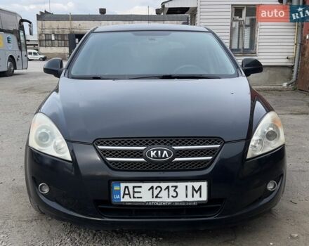 Черный Киа Сид, объемом двигателя 1.6 л и пробегом 280 тыс. км за 5100 $, фото 1 на Automoto.ua