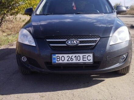 Киа Сид 2008 в Петропавловке на Automoto.ua Черный Киа Сид, объемом двигателя 1.6 л и пробегом 317 тыс. км за 5000 $, фото 1 на Automoto.ua