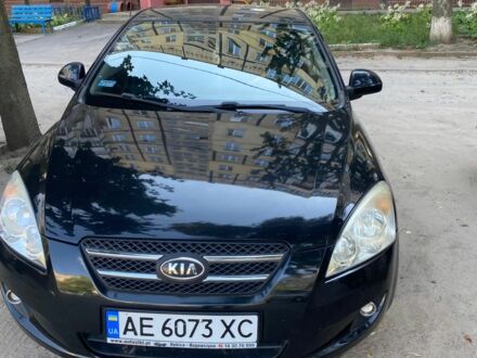 Киа Сид 2008 в Днепре (Днепропетровске) на Automoto.ua Черный Киа Сид, объемом двигателя 1.4 л и пробегом 156 тыс. км за 6000 $, фото 1 на Automoto.ua