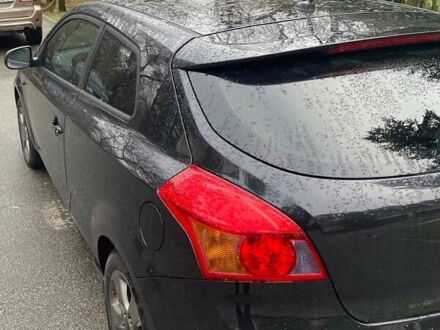 Черный Киа Сид, объемом двигателя 1.4 л и пробегом 213 тыс. км за 5000 $, фото 1 на Automoto.ua