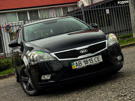 Чорний Кіа Сід, об'ємом двигуна 1.59 л та пробігом 113 тис. км за 8767 $, фото 1 на Automoto.ua